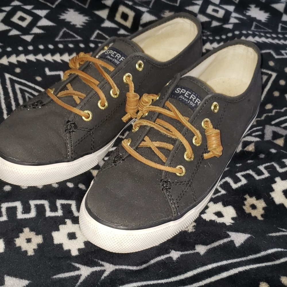 Sperry Topsiders